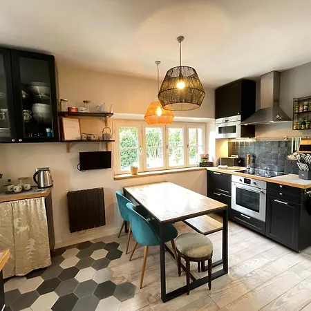 Maison Familiale Climatisee, Jardin Cinema Et Jeux Semesterbostad Episy