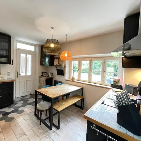 Maison Familiale Climatisee, Jardin Cinema Et Jeux Episy